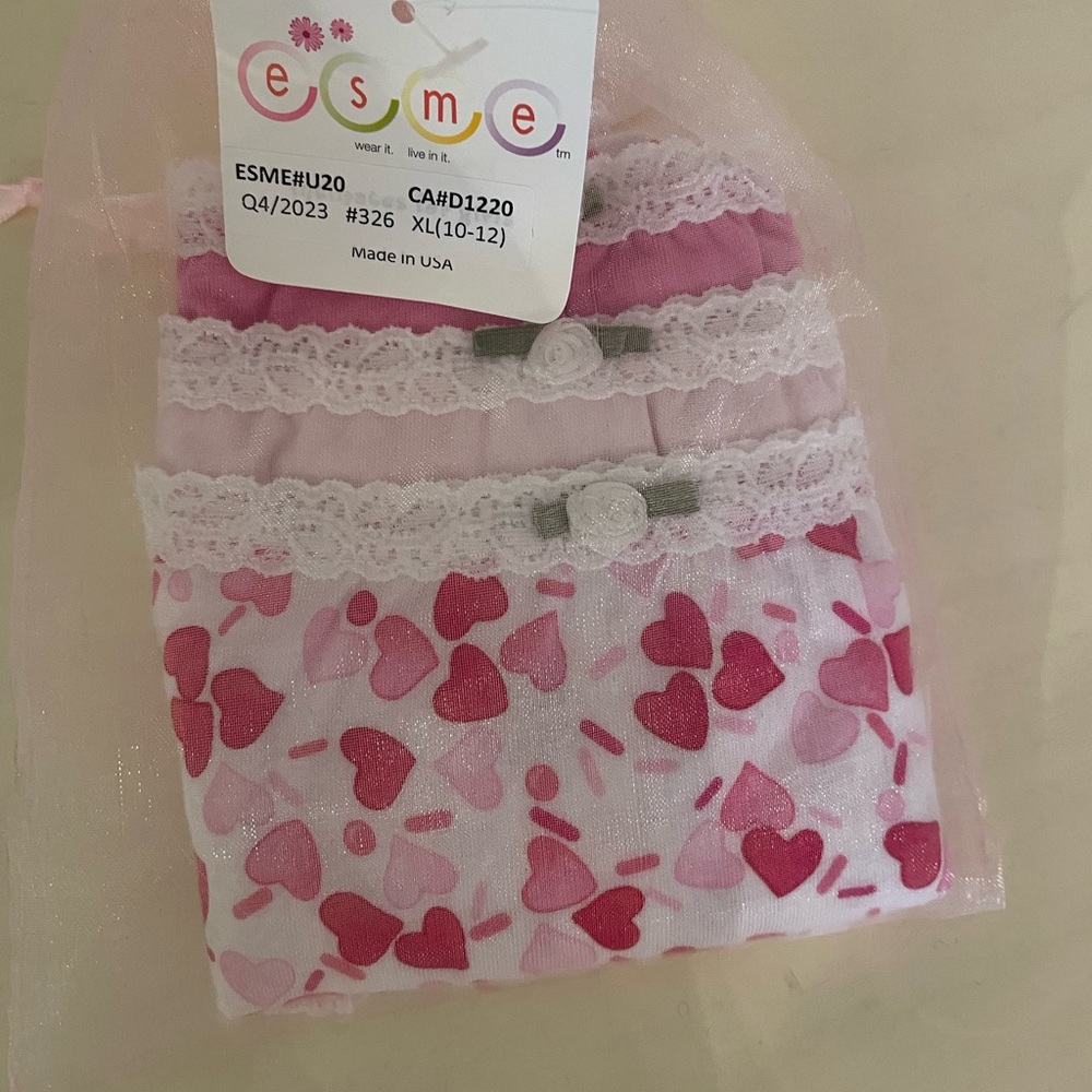 Brand new 3-pack of Esme girl panties